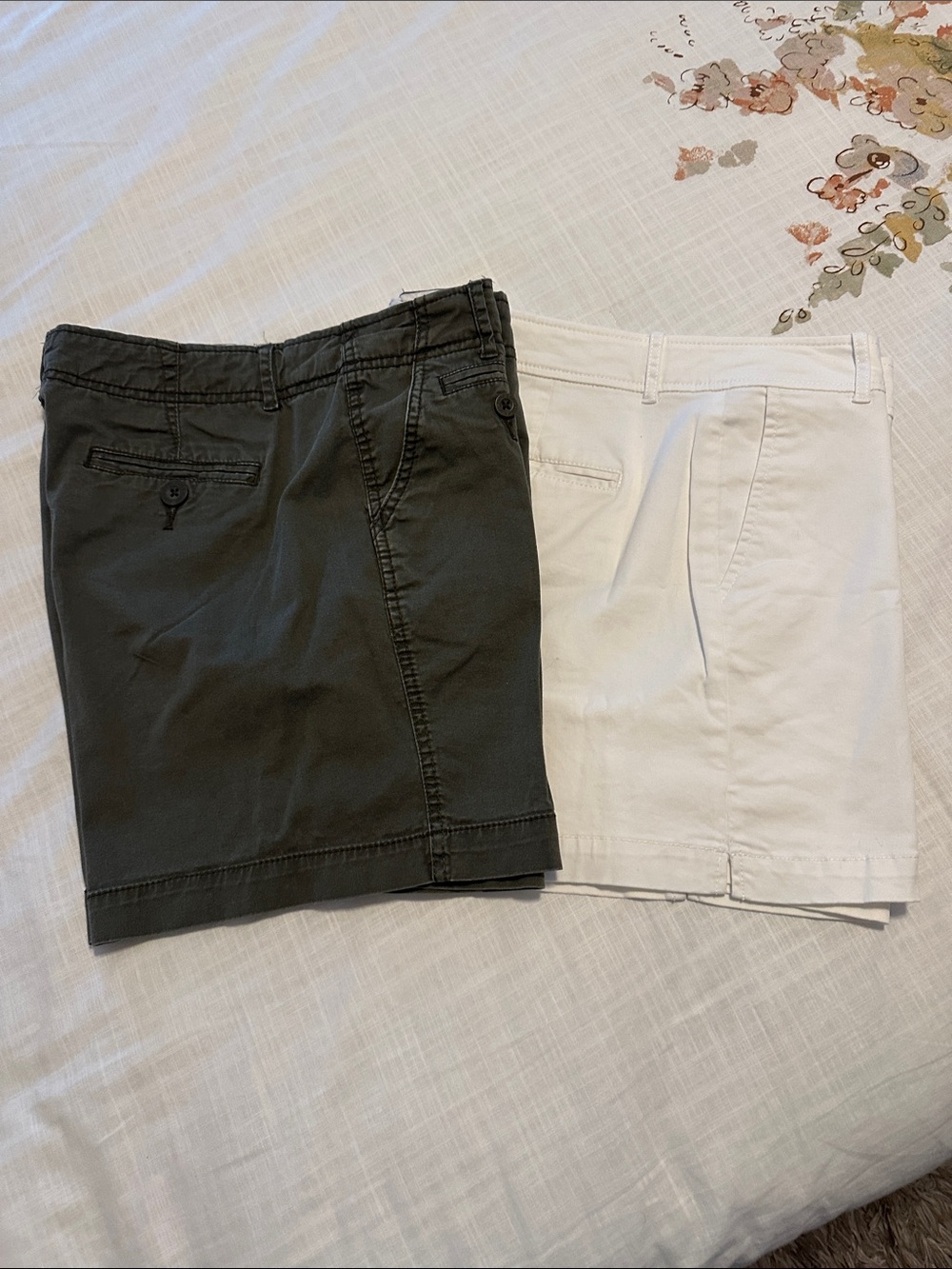 Faded Glory Women's Shorts Bermudas in Olive Green and White NY and Co. bundle.